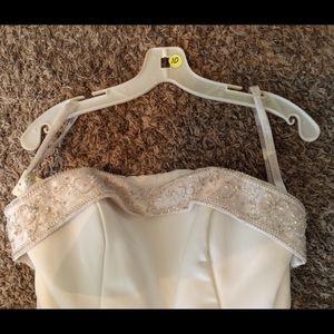 Never worn size 10 wedding dress!